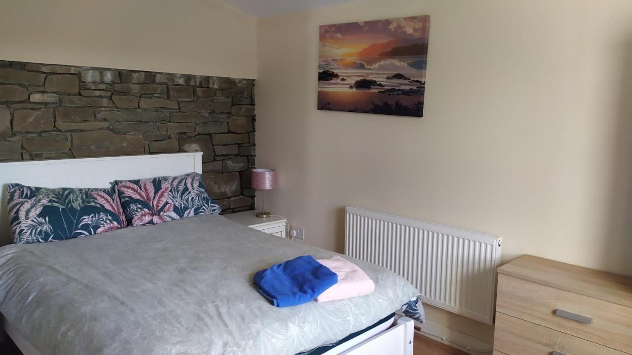 Lovely Cosy Cottage Close To Atlantic Beaches Dromore West Eksteriør billede